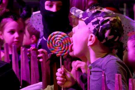 OTROŠKA MAŠKARADA 21 FOTO LJUBO VUKELIČ